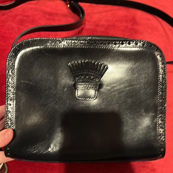 Perry Ellis vintage Navy Blue & gold tone cross body bag - Picture 2 of 12